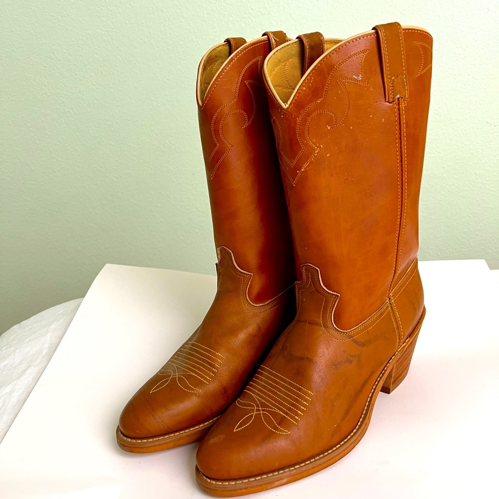 Cowboy boots size 10 men’s